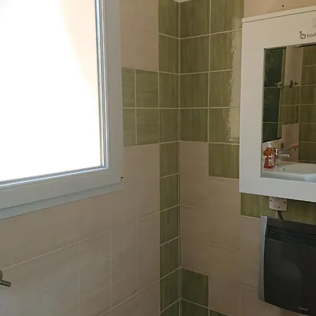 Vila Vue 400m Plages Et Commerces Calme Confort Pour 6 A 8 Personnes Soins De Remise En Forme Possible