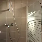Vue 400m Plages Et Commerces Calme Confort Pour 6 A 8 Personnes Soins De Remise En Forme Possible *