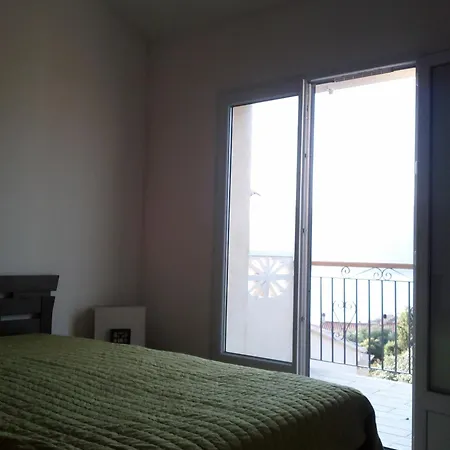 Vue 400m Plages Et Commerces Calme Confort Pour 6 à 8 Personnes Soins De Remise En Forme Possible Villa Propriano (Corsica)