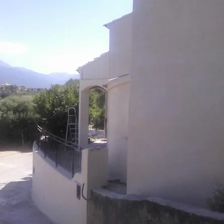 Villa Vue 400m Plages Et Commerces Calme Confort Pour 6 à 8 Personnes Soins De Remise En Forme Possible *