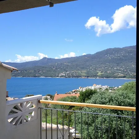 Vue 400m Plages Et Commerces Calme Confort Pour 6 à 8 Personnes Soins De Remise En Forme Possible Villa *