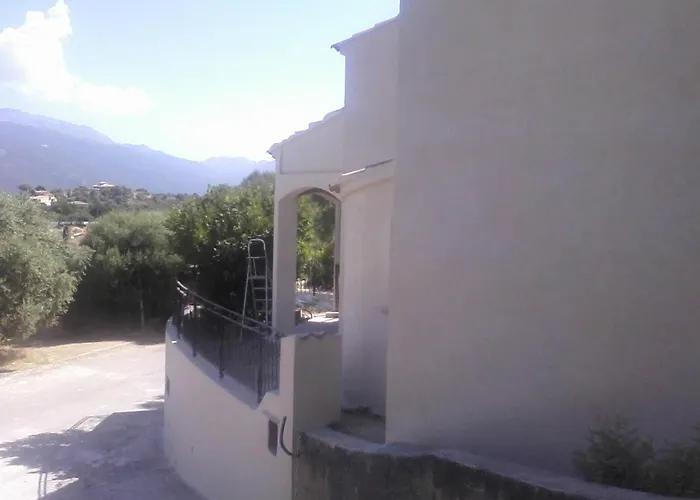 Villa Vue 400m Plages Et Commerces Calme Confort Pour 6 à 8 Personnes Soins De Remise En Forme Possible *