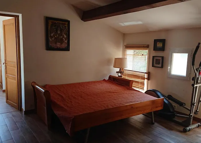 Vue 400m Plages Et Commerces Calme Confort Pour 6 A 8 Personnes Soins De Remise En Forme Possible Villa