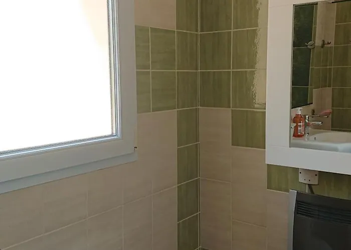 Villa Vue 400m Plages Et Commerces Calme Confort Pour 6 A 8 Personnes Soins De Remise En Forme Possible